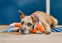 Load image into Gallery viewer, PLAY Forest Friends Fox, Lapsa, ar 3 pīkstuļiem, čaukst, elastīga, 40 cm