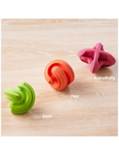 Load image into Gallery viewer, Chewtastic Geometrics, interaktīva gumijas manta sunim, var piepildīt
